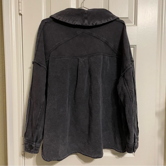 Forever 21 Reverse Fleece Oversized Cardigan NWT - Picture 4 of 4